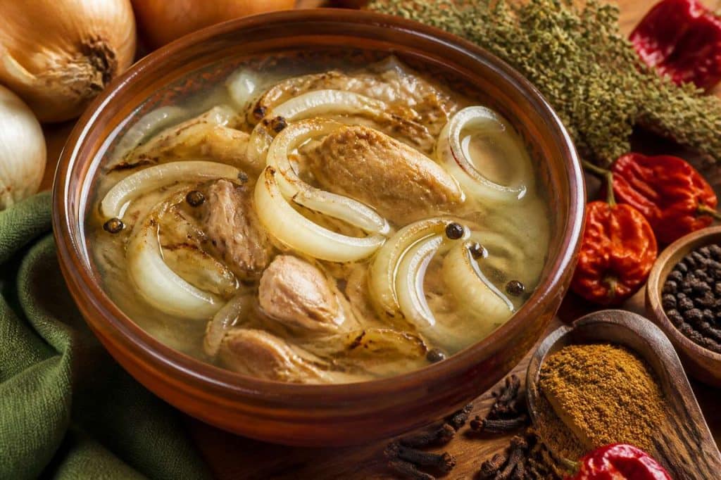 Recette de l'escabeche, la soupe à l'oignon bélizienne