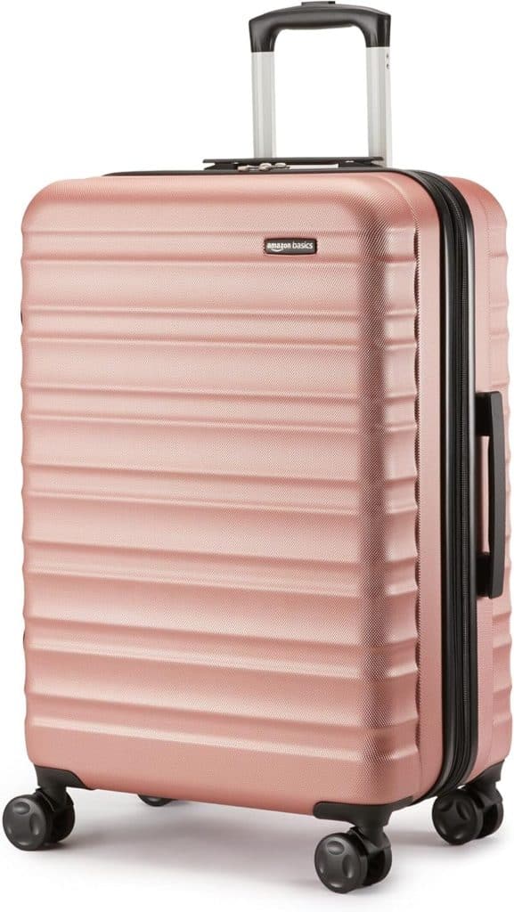 Test : valise rigide Amazon Basics extensible 68 cm or rose